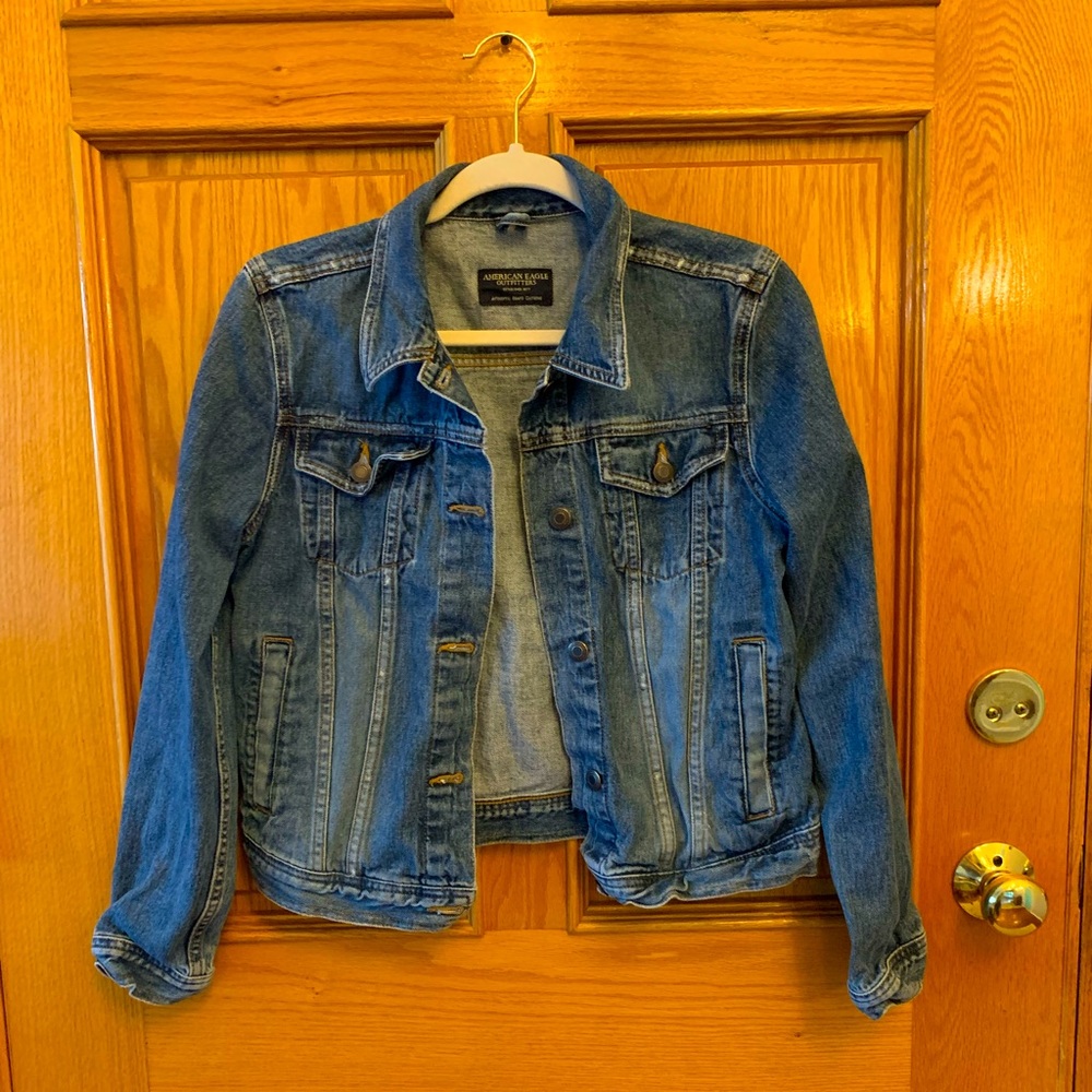 American Eagle Jean Jacket M